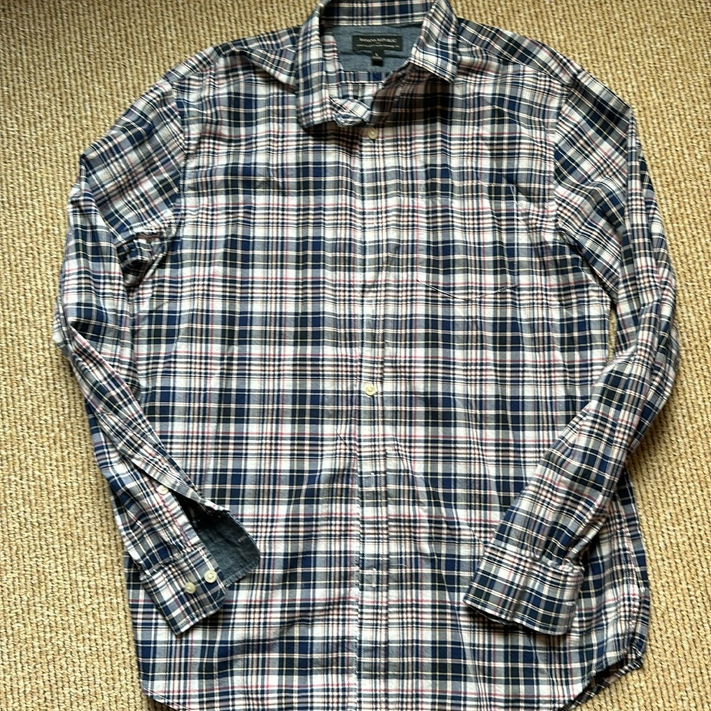 Banana Republic Men's Standard Fit large blue white plaid collar button down